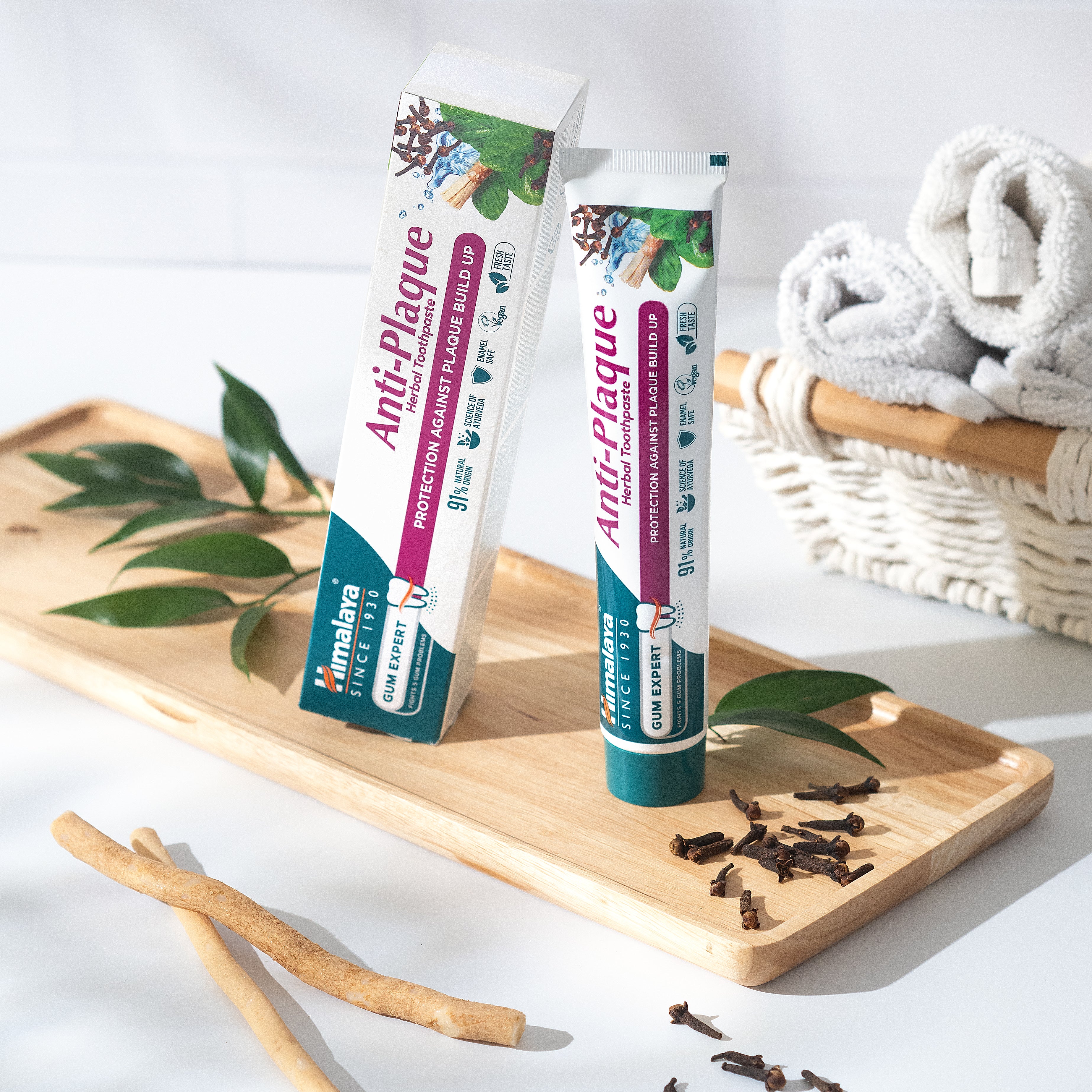 Himalaya Gum Expert Anti-Plaque Kräuterzahnpasta - Image 3